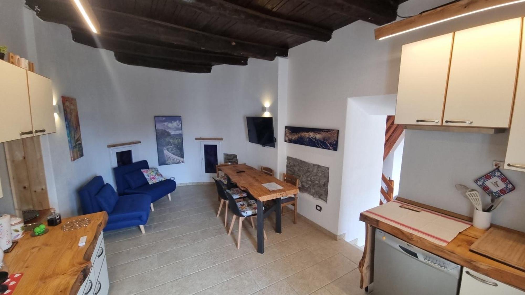 Villa Il Rustico à Maccagno Extérieur photo
